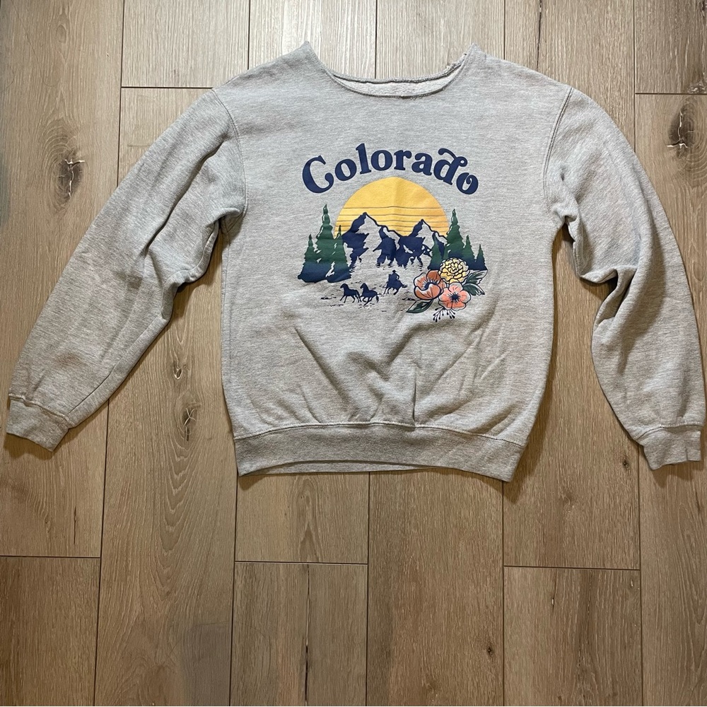 Wound‎ Up Gray Colorado Mountain Graphic Cozy Warm Sweatshirt XS - Picture 2 of 7